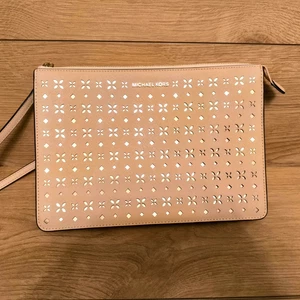 Michael Kors Ava LG Convertible Pouch Laser Cut Umhängetasche Light Peach - Bild 1 von 11