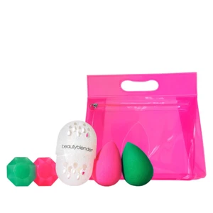 beautyblender® Treasure Chest Makeup Sponge & Accessories - Picture 1 of 1