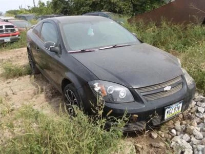 Console Front Floor With Power Outlets Fits 05-10 COBALT 1997933 - Image 1 of 4