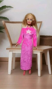 Vintage Barbie Doll: Picture Pockets 2000 #28701 Blonde Redressed In Pink Used - Picture 1 of 24