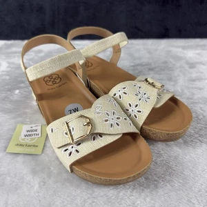 Daisy Fuentes Beige Sandals Memory Foam Size 7 - Picture 1 of 4