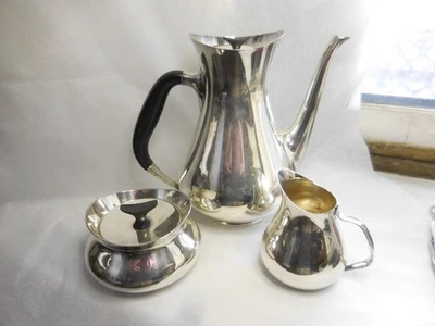 CAFETERA COHR DINAMARCA PLATA ESTERLINA con PLATO PLATA AZÚCAR Y CREMA MODERNA Foto 1 de 4