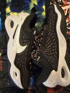 Nike Cosmic Unity TB Wind Black Bright Crimson White Men's Size 11.5 w/out Box - Picture 1 of 5