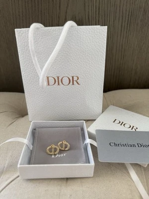 Nuevos Pendientes Christian Dior Estilo CD/Caja de Regalo Original/Bolsa Foto 1 de 4