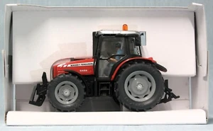 SIKU 3051 1:32 SCALE MASSEY FERGUSON MF 5455 TRACTOR BOXED - Picture 1 of 10
