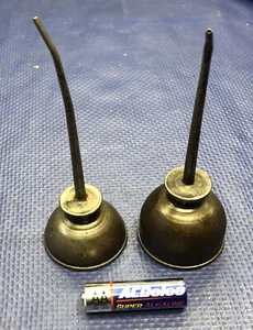 2 latas de aceite para máquina de coser engrasadores de pulgar de 5"" vintage acero pequeña miniatura - Imagen 1 de 5