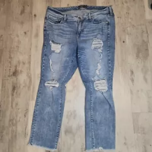 Torrid Jeans Size 16 Crop Boyfriend Distressed Raw Hem - Picture 1 of 3