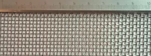 Edelstahl Drahtgewebe V2A mit 2mm Maschenweite, 0,5mm Drahtstärke,100cm x 50cm - Bild 1 von 2