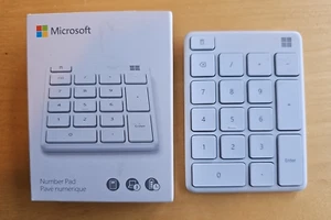 Microsoft Wireless Bluetooth Number Pad (Glacier). #1969 - Picture 1 of 3