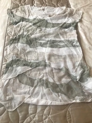 Ladies Made in Italy Top Silk mix Ombre Soft white sage green Size M Pre-worn  - Image 1 of 4