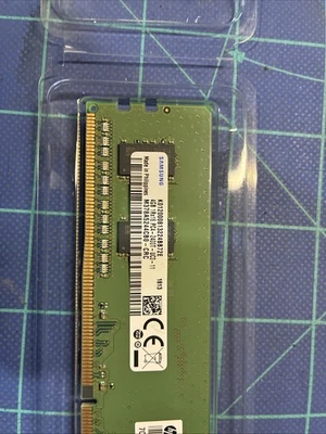 Samsung 4GB DDR4 PC4-2400T M378A5244CB0-CRC DIMM Memory RAM 288-Pin - Image 1 of 3