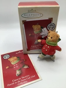 Hallmark Keepsake Gracie Skates Ornament #4 in Snow Cub Club Collection 2002 - Bild 1 von 6