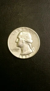1957 D Washington Quarter 90% Silver Coin - Picture 1 of 2