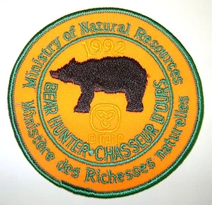 1992 ONTARIO MNR PARCHE CAZADOR DE OSOS-MICHIGAN DNR CIERVO-ALCE-CRESTA-INSIGNIA-PEZ - Imagen 1 de 1