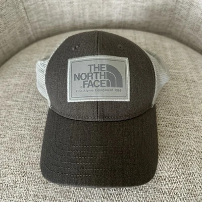 THE NORTH FACE Unisex Mudder Snapback Gray Patch Logo Trucker Hat - Image 1 of 4