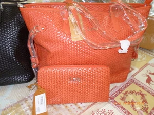 LES P'TITES BOMBES ETE 2016 : sac/cabas mod JAMILOA, étiqu valeur 69,95€ (30%) - Picture 1 of 22