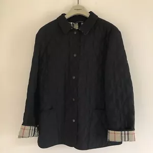 BURBERRY LONDON ENGLAND Authentic Black Women Quilting Jacket SIZE M - Picture 1 of 18