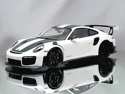 Minichamps Porsche 911 (991.2) GT2 RS equipamiento Weissach 2018 llanta blanca negra 1:18 Foto 1 de 4