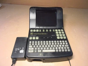 Console de station de travail Motorola OBC 440 F5032B 0BC440 QWERTY COMPREND L'ALIMENTATION - Photo 1/4