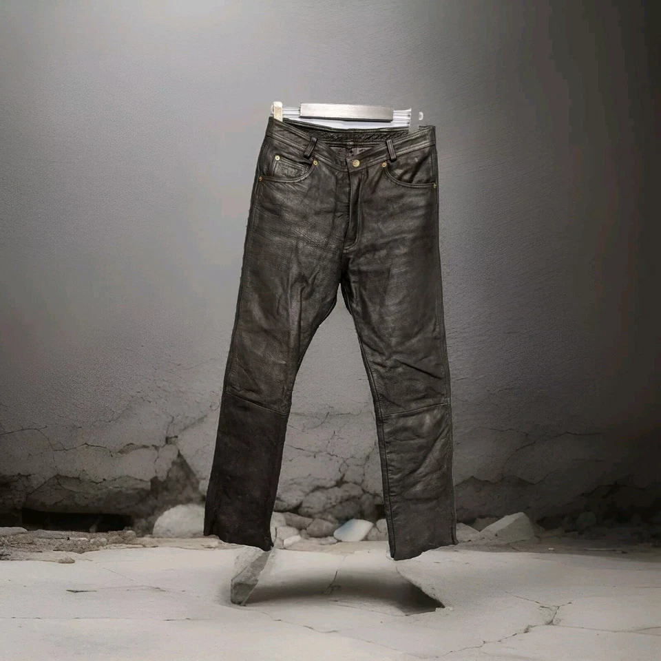 Pantalón de cuero talla 42 Foto 1 de 4