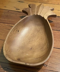 Plato de servir de madera en forma de piña - Imagen 1 de 5