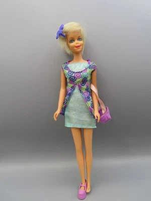 Barbie Teen Skipper Fashion Party 2000 Mattel #29938 fits Twiggy Francie NO DOLL - Image 1 of 4