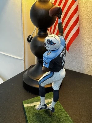 McFARLANE SPORTS PICKS NFL SERIES 8 TENNESSEE TITAN QB STEVE McNAIR - Imagem 1 de 4