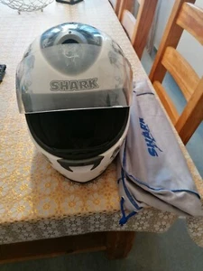 Motorradhelm von Shark zweifarbig weiß/schwarz mit Airprush - Bild 1 von 4
