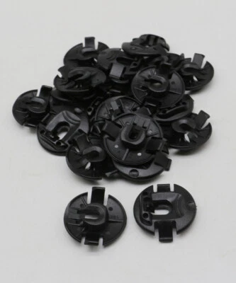 20 peças forro de para-lama prendedor de clipes de retenção 4F0825429A para VW Audi A1 A4 A5 A6 - Imagem 1 de 4