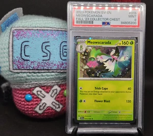 Meowscarada - 015/198 - Cosmos Holo - Cofre Coleccionista Otoño 2023 - PSA 9 - Imagen 1 de 2