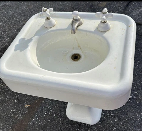 NICE Antique Cast Iron Pedestal Sink WITH ORIGINAL FAUCETS 20" x 24" x 31" Cover