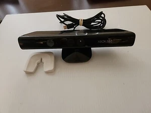 Microsoft Xbox 360 Kinect Sensor Bar - Black w/support - Picture 1 of 1