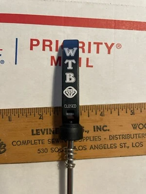 Nuevo de Lote Antiguo WTB Pincho Delantero Liberación Rápida QR Montaña MTB Buje 100 mm Foto 1 de 4