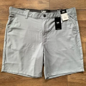 Lee Men's Size 42 Gray Golf Series Flat Front Chino Shorts NWT - Picture 1 of 12