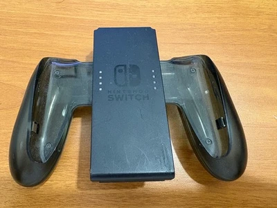 Joycon Controller Charging Grip NINTENDO SWITCH Caricabatterie Joycon - Immagine 1 di 3