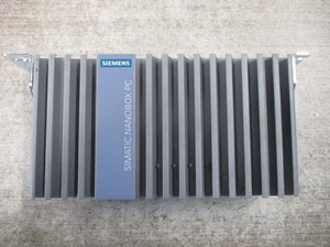 Siemens IPC227E Nano Box PC 6ES7647-8BA12-0AA3 Intel Celeron N2807 2GB RAM Gebraucht - Bild 1 von 6