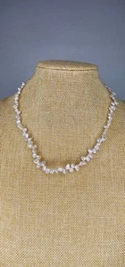 Collana di perle d'acqua dolce naturali Keshi tono argento chiusura a levetta 18"L - Foto 1 di 5