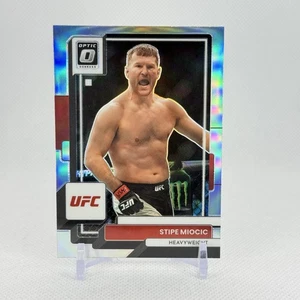 2023 Stipe Miocic Donruss Optic Silver Holo #17, Heavyweight, UFC, MMA - Picture 1 of 2