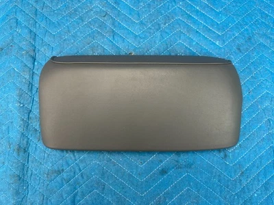 Console central Lexus LX570 tampa apoio de braço lado do motorista cinza: LJ11 2008 2009 2010 FABRICANTE DE EQUIPAMENTO ORIGINAL - Imagem 1 de 4