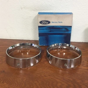 NOS FORD 68 MONTEREY MONTCLAIR PARK LANE C8MY-13064-B HEADLAMP DOOR LH PAIR - Foto 1 di 9