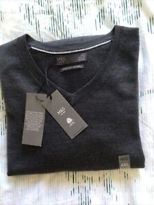 M&S Men’s Extra Fine Merino Wool Jumper. Size 4XL Grey V Neck Long Sleeves BNWT