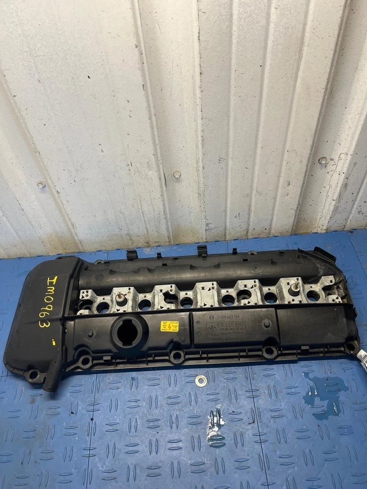 01-02 BMW X5 Valve Cover Oe# 11121432928 Foto 1 de 4