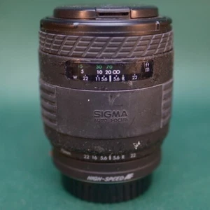 Sigma UC Zoom 70-210mm F/4-5.6 Lens Minolta & Sony A Mount Working Clear Optics - Picture 1 of 6
