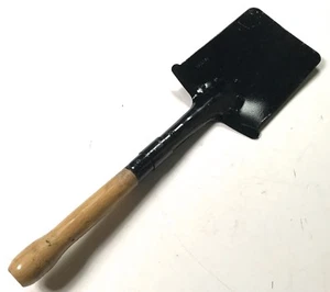 WWII GERMAN M31 FLAT HEAD ENTRENCHING TOOL SHOVEL - Picture 1 of 5