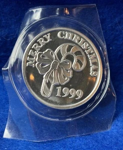 1oz .999 Fine Silver 1999 Merry Christmas Candy cane / Ornament Round - Picture 1 of 2