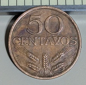 1974 Portugal 50 Centavos Circulated KM# 596 Brown - Picture 1 of 2