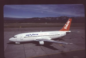 Orig 35mm airline slide Air North 737-201 C-FJLB - Imagen 1 de 1
