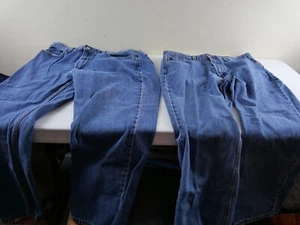 2 Pair LEVI'S 550 Men's 38x29 Blue Denim Straight Leg Relaxed Fit Jeans EUC - Picture 1 of 10