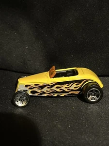 Hot Wheels 1933 Ford T Bucket Roadster NM Cond Yellow Diecast - Picture 1 of 8