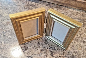 Double Picture Frame Hinged 2"x 3" Photos (double frame is 6"x4")Fancy Gold Tone - Picture 1 of 9